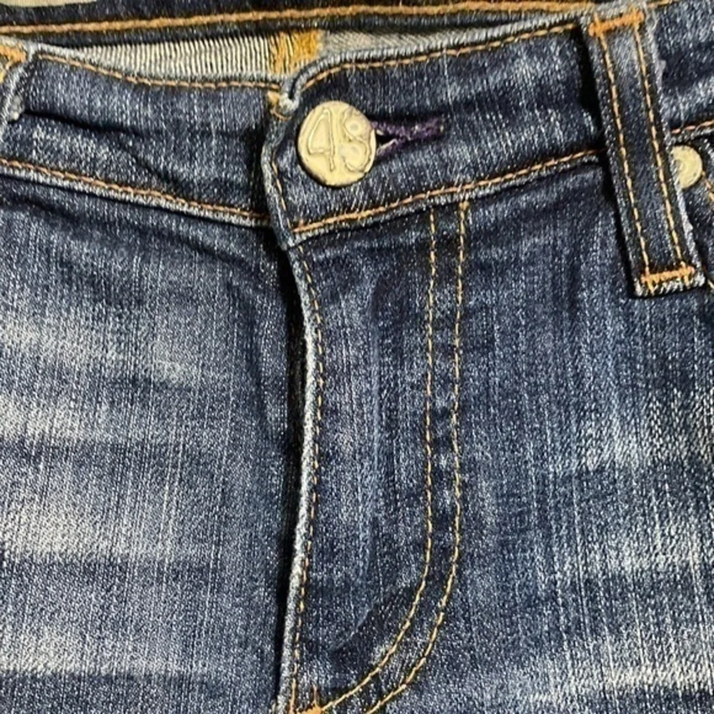 AG Adriano Goldschmied Malibu Bermuda shorts!!
